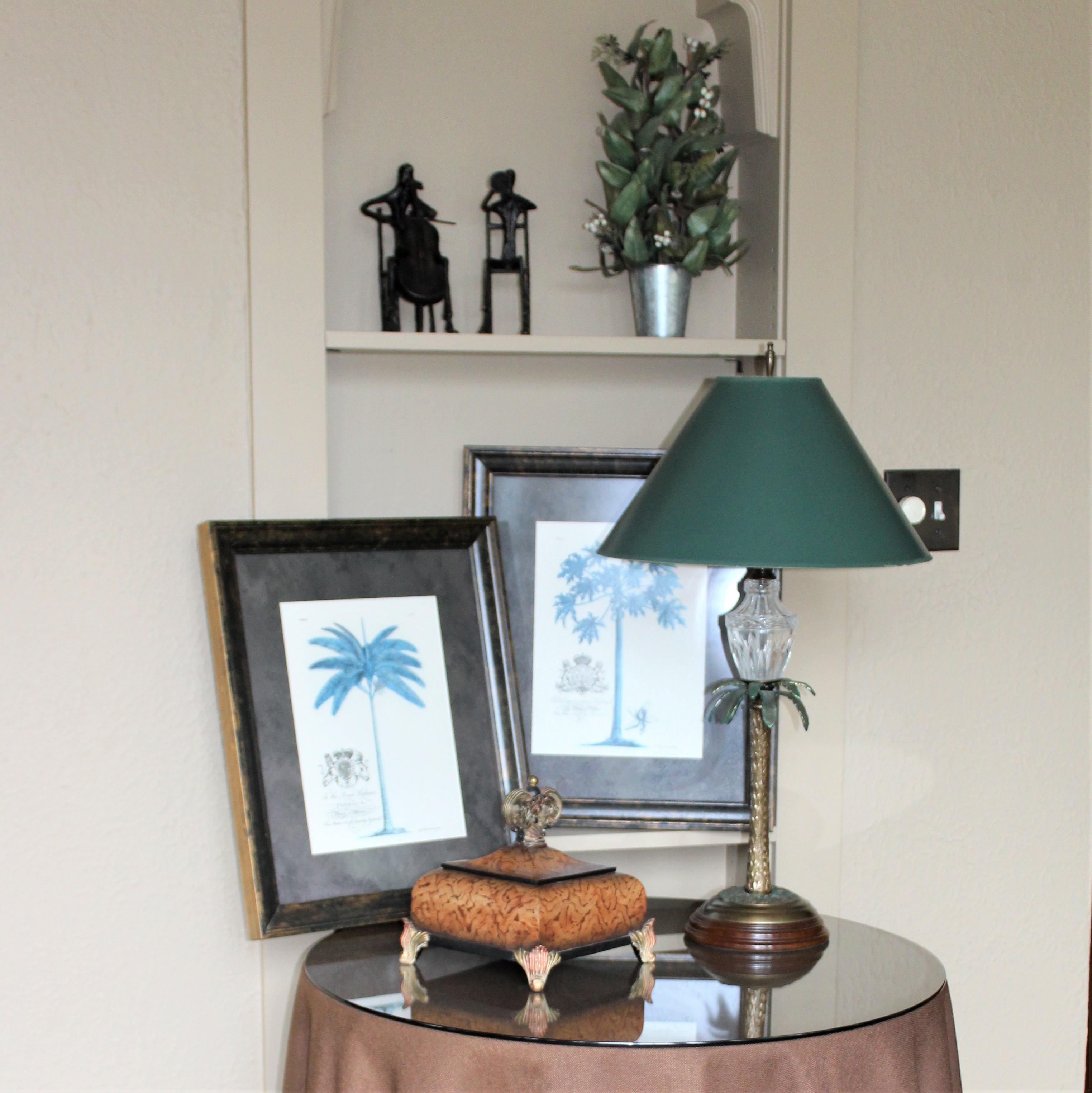 Home Decor Group EBTH